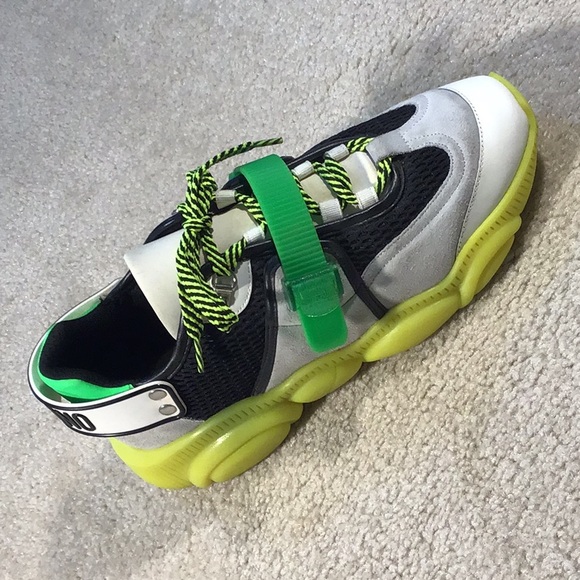 Moschino, made in Italy - Picture 4 of 7